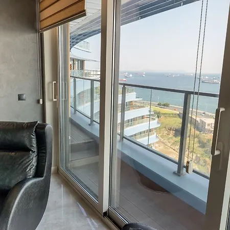 Apartment Ottomare Suits *
